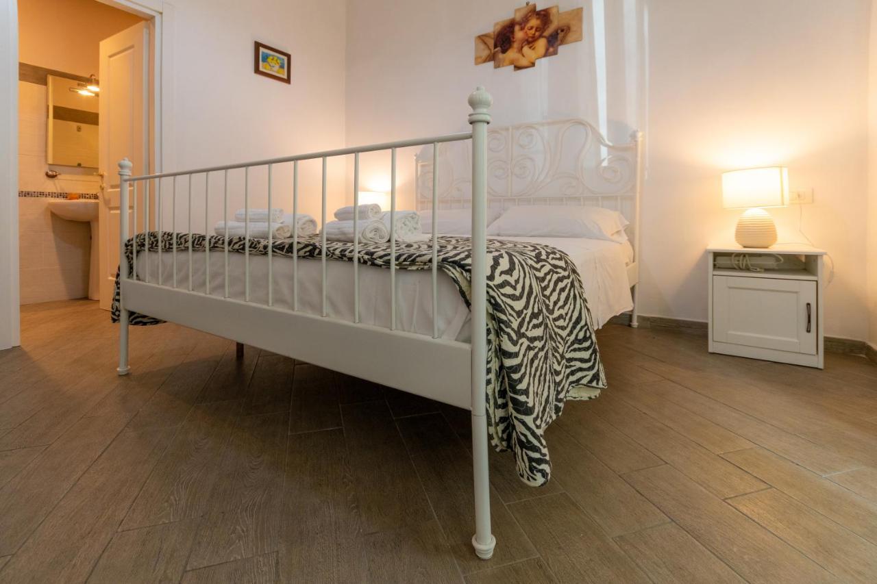 Vercelli Guest House Near San Giovanni Rome Exterior photo
